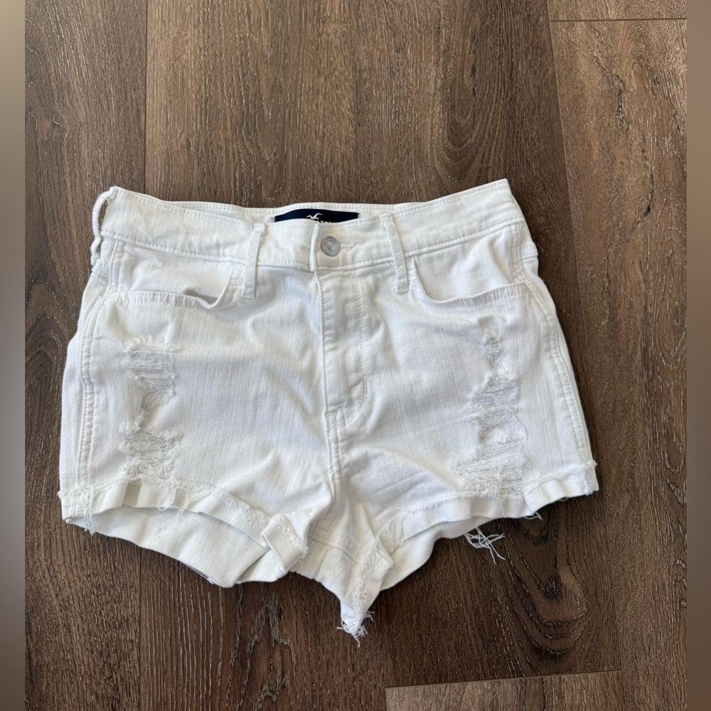 Hollister White Ripped Jean Shorts, women’s size 3